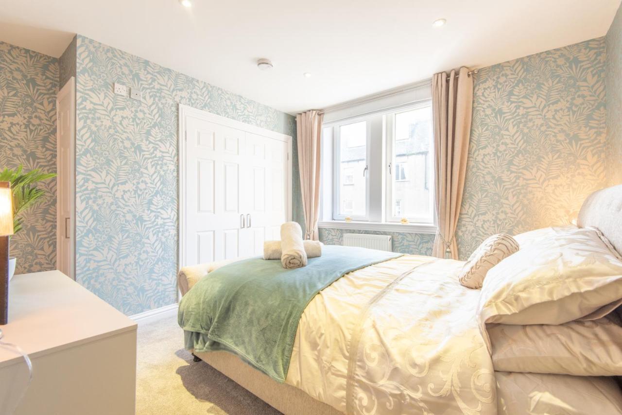 Bright, Fresh, Renovated 3 Bedroom Apartment In The Heart Of Montrose Angus Exterior foto
