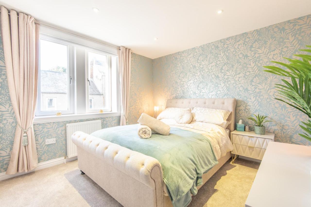 Bright, Fresh, Renovated 3 Bedroom Apartment In The Heart Of Montrose Angus Exterior foto